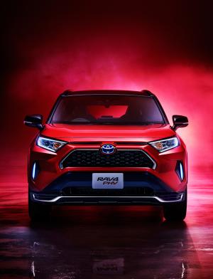 Toyota RAV4 PHV 2020 года  (JP)